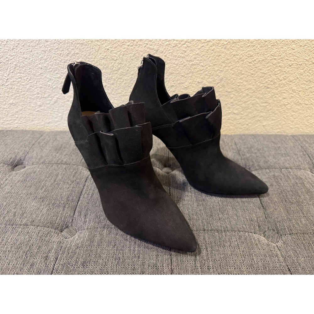 Pour La Victoire Cedraks Black Suede Ruffle Pointed Toe Stiletto Booties Size 9 - Picture 4 of 10